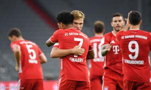 Serge Gnabry, le milieu de terrain offensif ou attaquant du Bayern Munich.