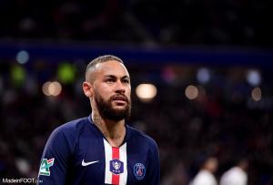 Neymar est pointé du doigt