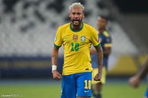 Neymar buteur avec le Brésil