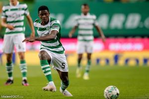 Nuno Mendes sous le maillot du Sporting Portugal