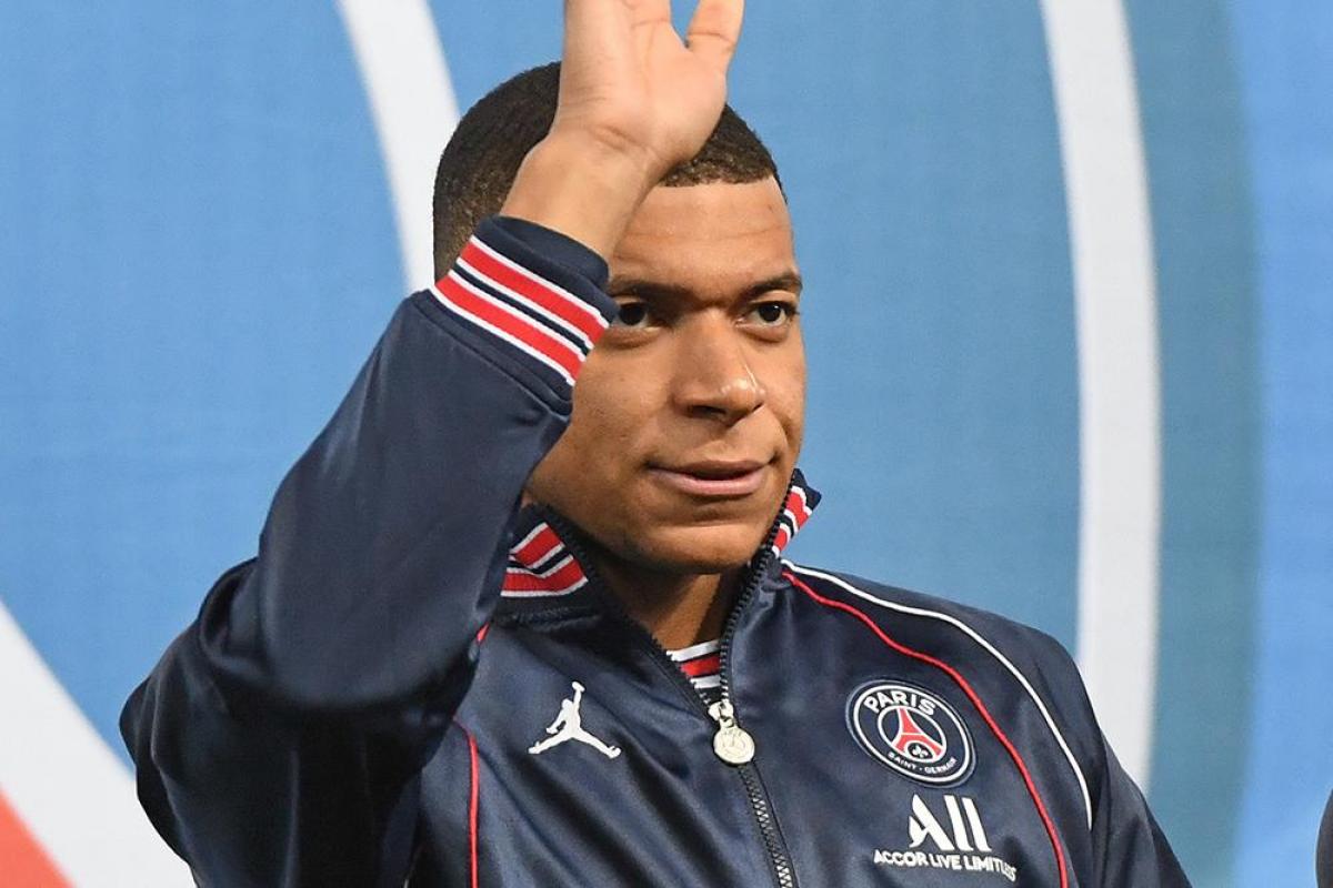 Psg Kylian Mbappé A Apprécié Le Geste Des Supporters Parisiens