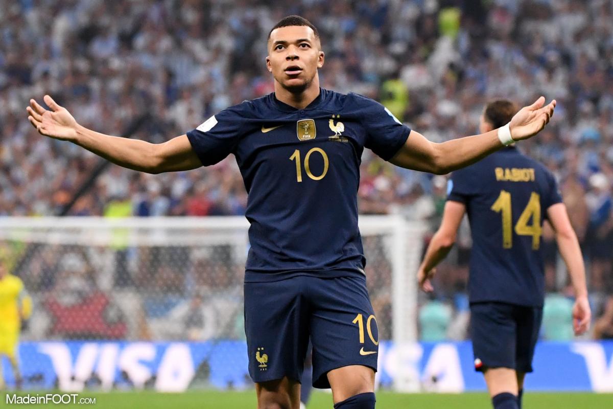 PSG Kylian Mbapp Meilleur Buteur De L ann e 2022 Devant Erling Haaland