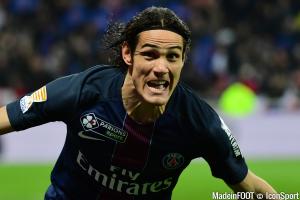 Cavani est finalement resté à Paris