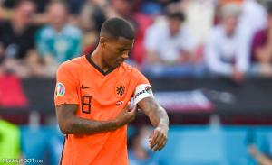 Wijnaldum avec le brassard