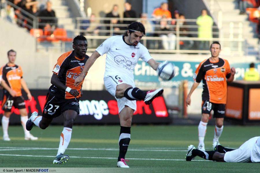 Milan Bisevac était convoité par le PSG cet été