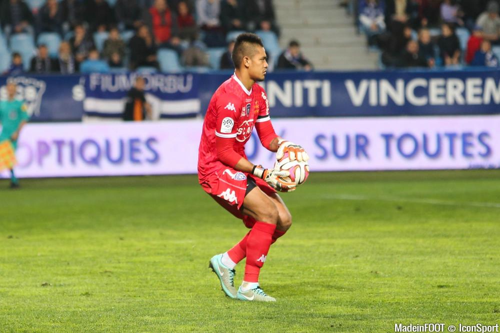 Alphonse Areola manque encore de régularité en Corse