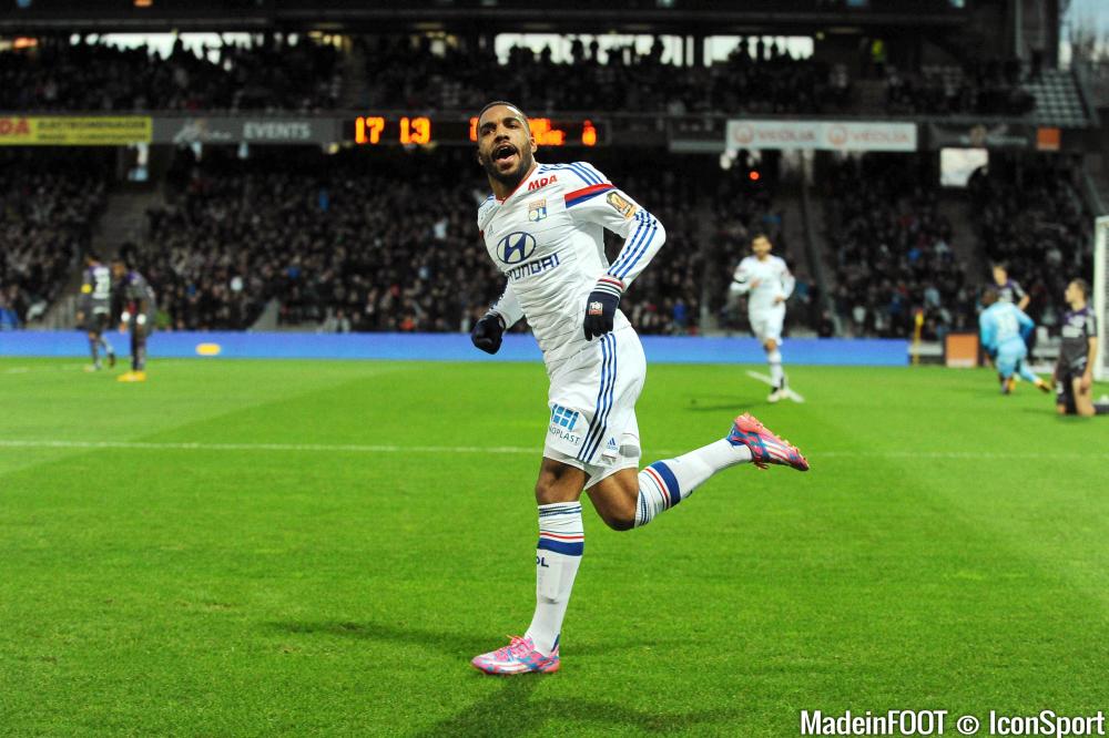 Auteur de 27 buts cette saison en Ligue 1, Lacazette a brillé avec l'OL.