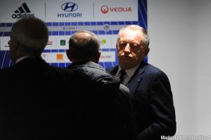Aulas évoque encore le PSG