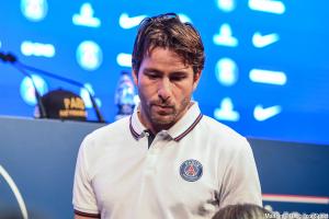 Maxwell s'envole ce jeudi pour le Brésil.