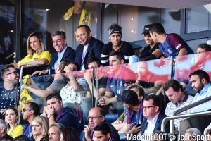 Al-Khelaïfi touché par le père de Neymar