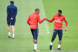 Mbappé et Neymar se sont retrouvés à l'entraînement jeudi.