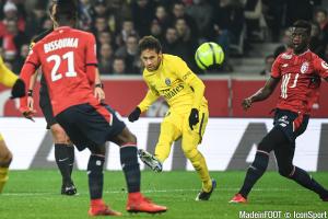 Neymar (PSG) a retrouvé ses coéquipiers et les pelouses.