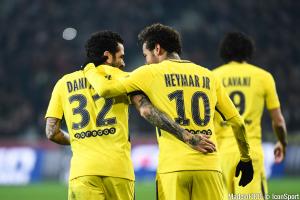 Dani Alves a tenté de convaincre Neymar