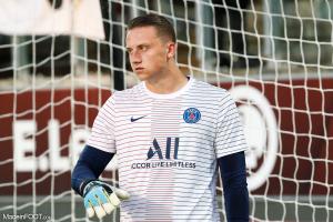 Marcin Bulka plaît au Bétis Seville.