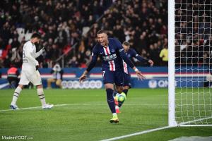 Kylian Mbappé sous le maillot du PSG.