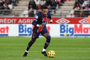 Neymar, se dit heureux au PSG