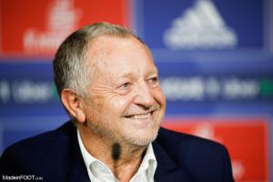 Aulas félicite le PSG
