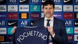 Pochettino avec le maillot parisien