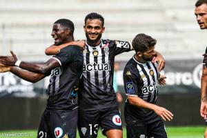 Le groupe d'Angers SCO pour le déplacement à Paris
