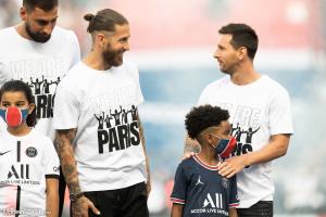 Sergio Ramos lors de sa présentation au PSG