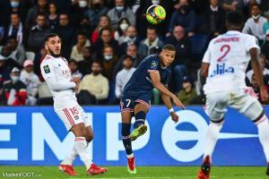 L'album photo du match entre le Paris Saint-Germain et l'Olympique Lyonnais.