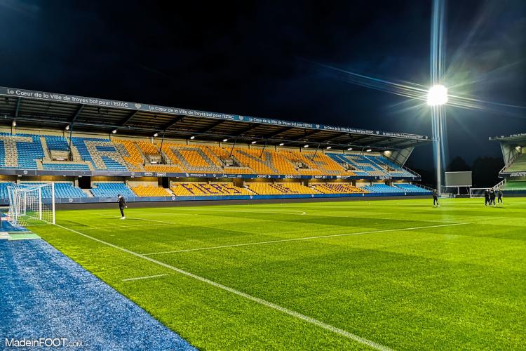 Mercato - Formé au PSG, Wilson Odobert signe pro à l'ESTAC Troyes (officiel)