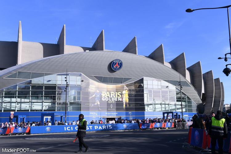 Mercato - Le PSG va faire signer professionnel un jeune de l'équipe U19