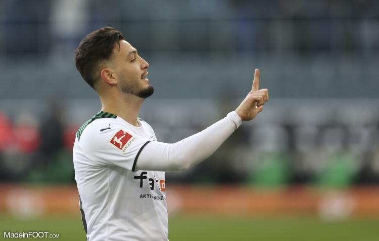 Mercato - Courtisé par le PSG, Ramy Bensebaini va rejoindre un autre club de Bundesliga