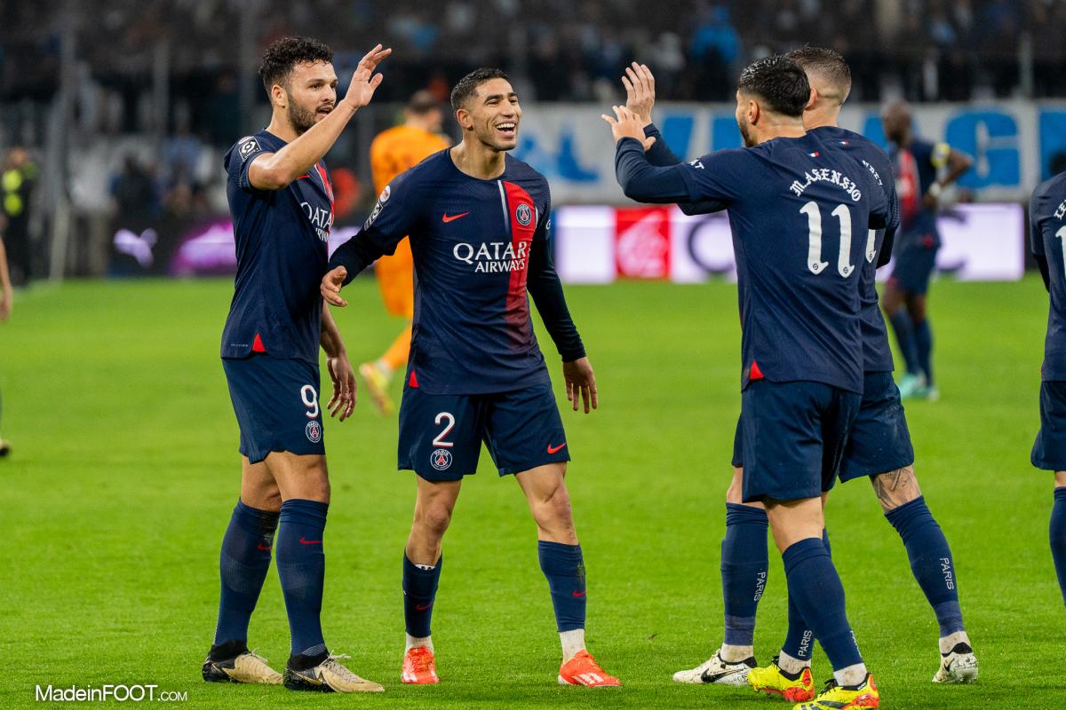 cadre photo et appuis tête Avion signé LAMA & PLATINI retour BARCELONE