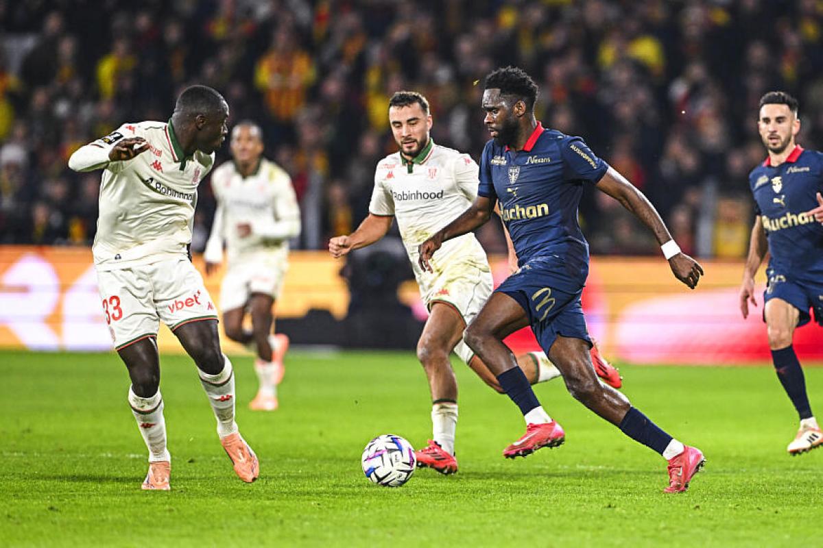 Bernard Mendy French Paris Saint Germain Banque De Photographies Et D Princes Bernard Mendy Paris Saint Germain G9rt1b
