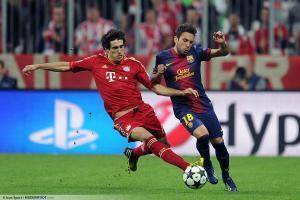 Jordi Alba (droite), ici au duel avec le milieu munichois Javi Martinez