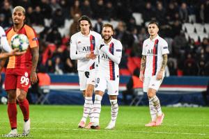 Leandro Paredes (PSG), ici aux côtés de Neymar et Edinson Cavani.