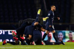 Pierre Ménès évoque les larmes de Neymar