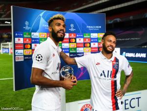 Neymar a offert son trophée à Choupo-Moting
