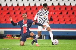 Abdou Diallo félicité par Pochettino