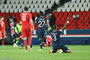 La joie de Kimpembe, capitaine du soir, au coup de sifflet final