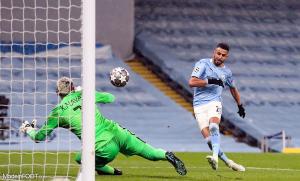 Riyad Mahrez, après son but contre le PSG la saison dernière.